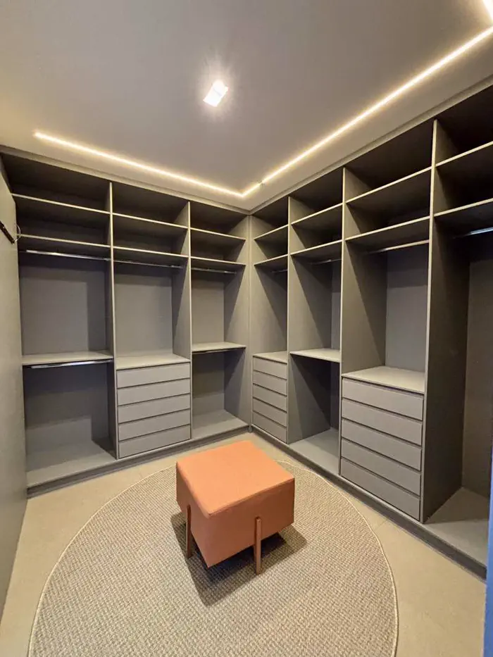 Closet planejado Pontual Móveis Uberlândia